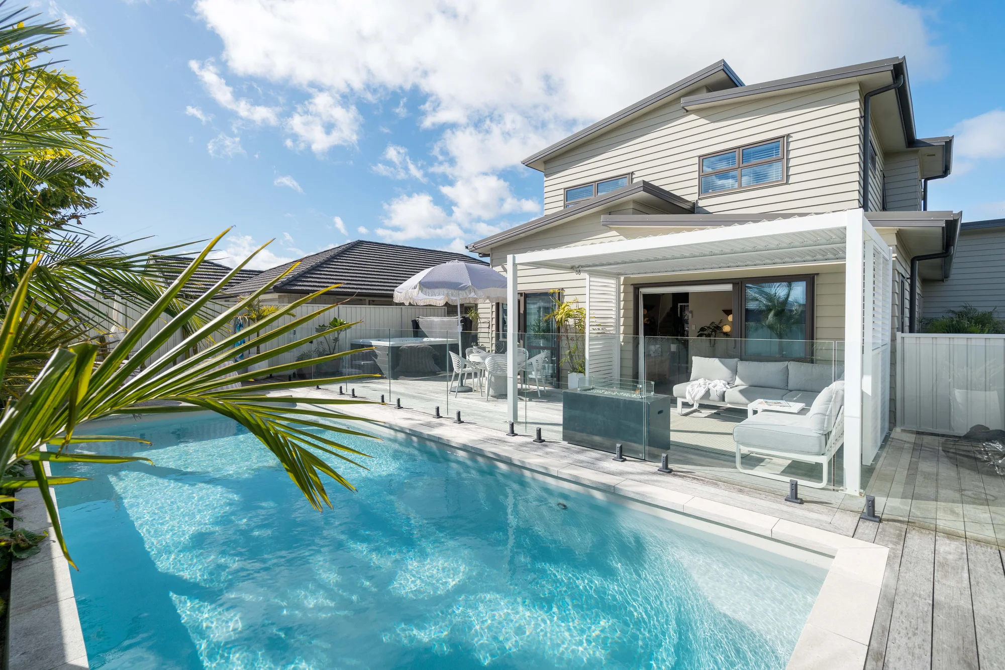 Papamoa 4 Bedroom The Ultimate Entertainer's Family Home