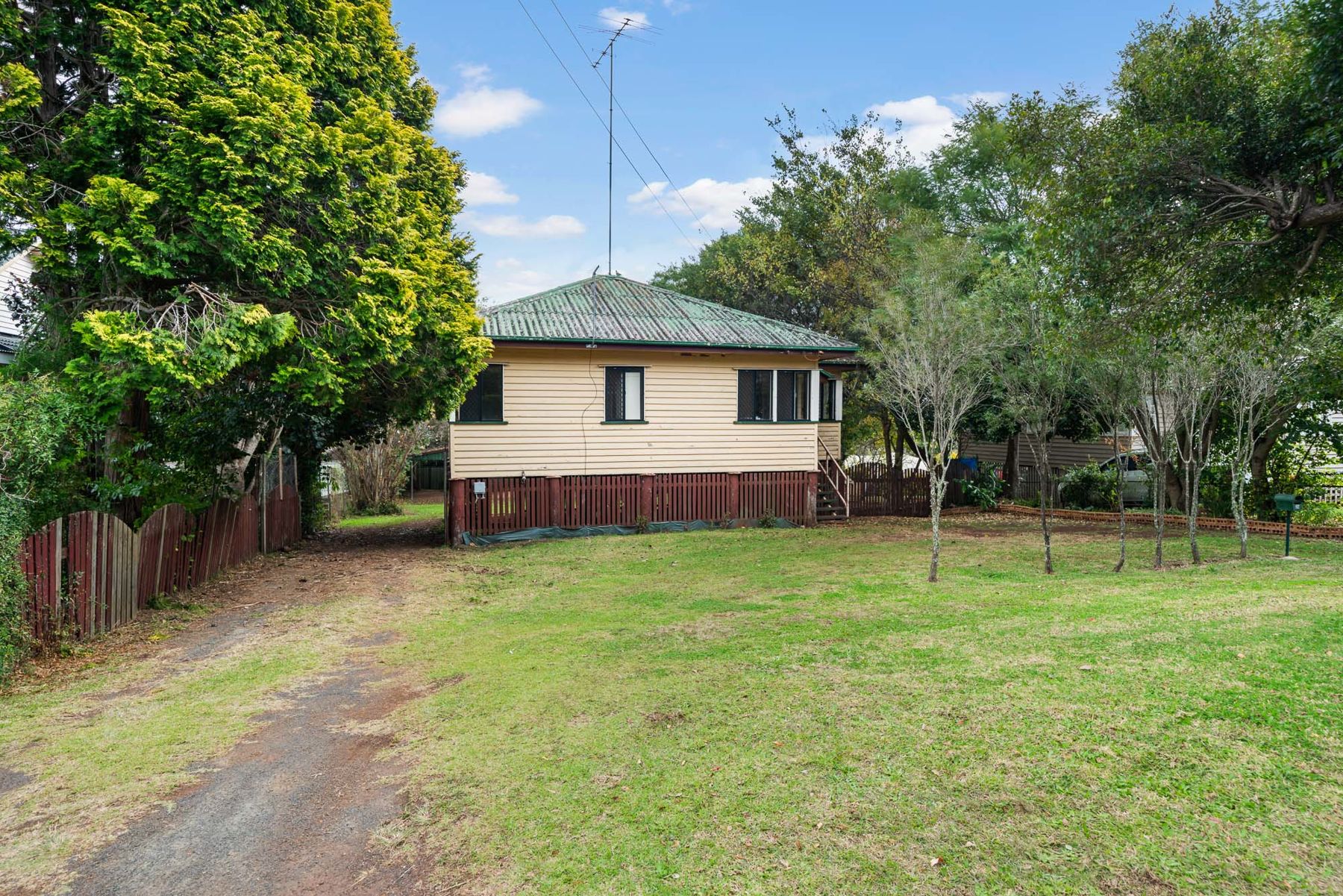 29 YEATES ST, HARLAXTON QLD 4350, 0 Schlafzimmer, 0 Badezimmer, House