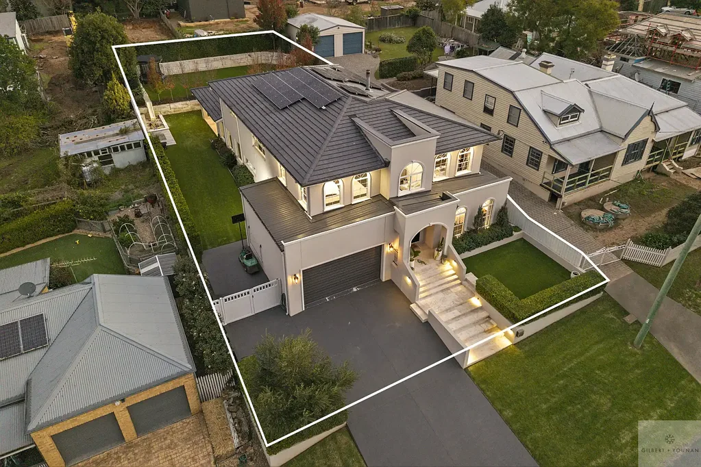 Picton 5 Slaapkamer A Stunning Family Masterpiece of Grand Proportions