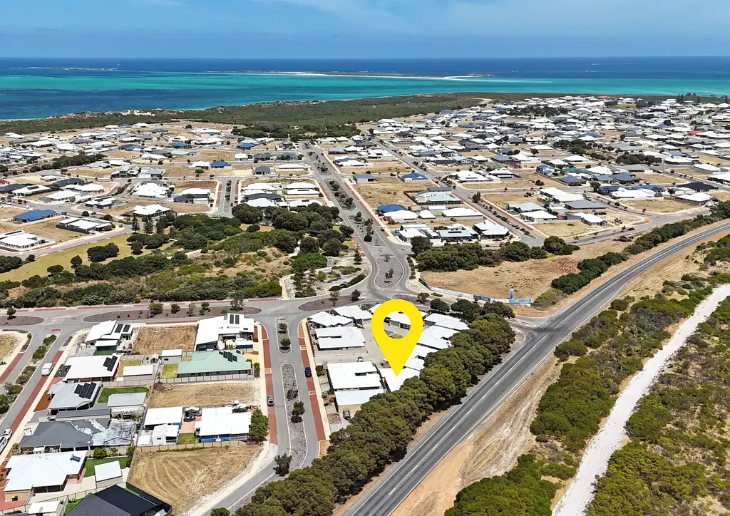 Jurien Bay 3部屋 Carefree Coastal Living in Sought-After Beachridge Villas