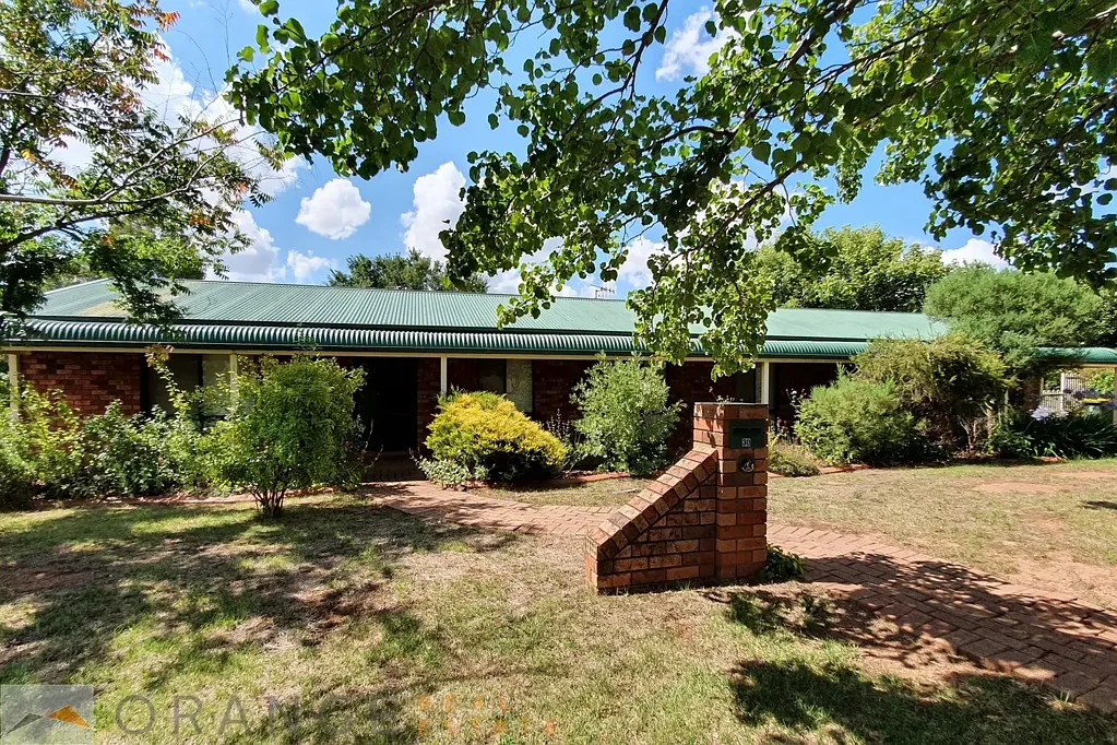 FAMILY HOME IN WEST ORANGE