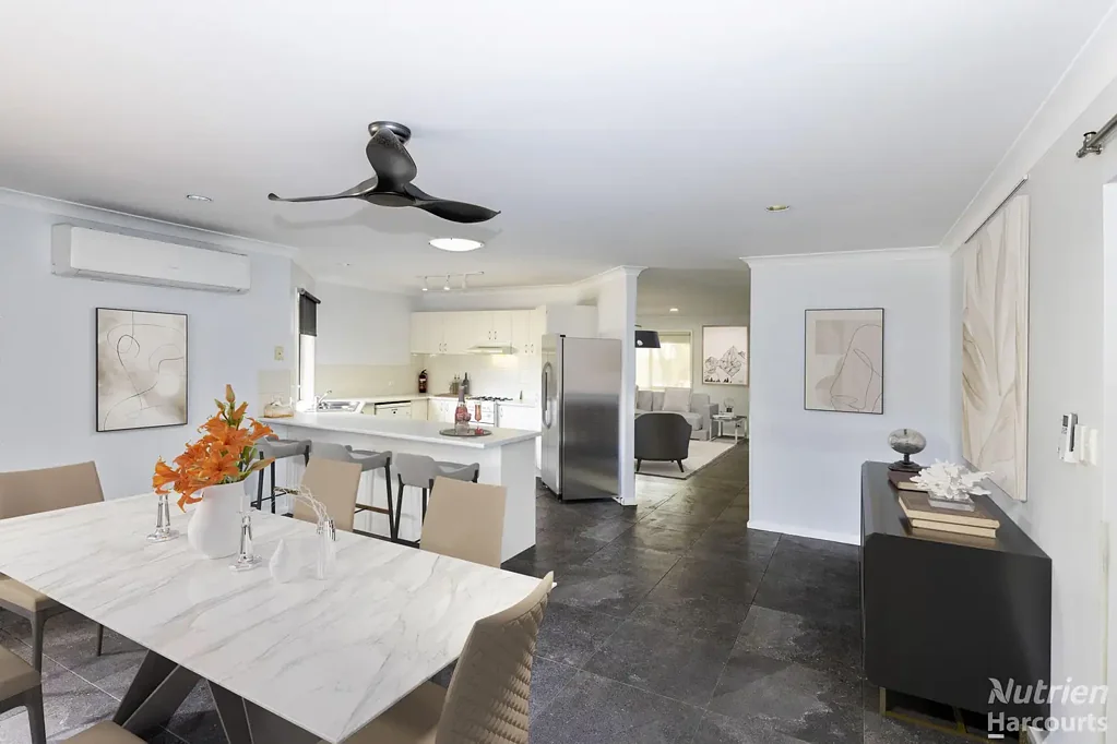 54 Hillside Gardens, Desert Springs, NT 870