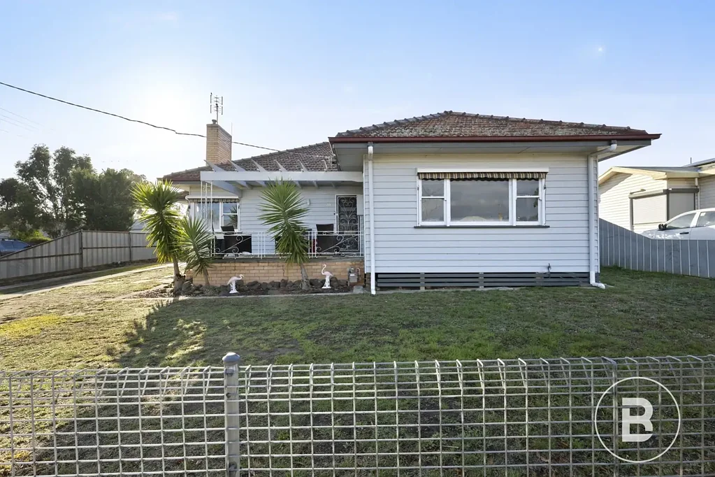 23 Majorca Road, Maryborough, VIC 3465