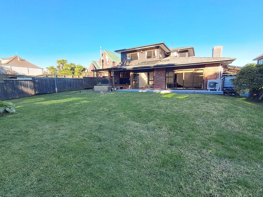 Spacious Family Living in a Prime Location