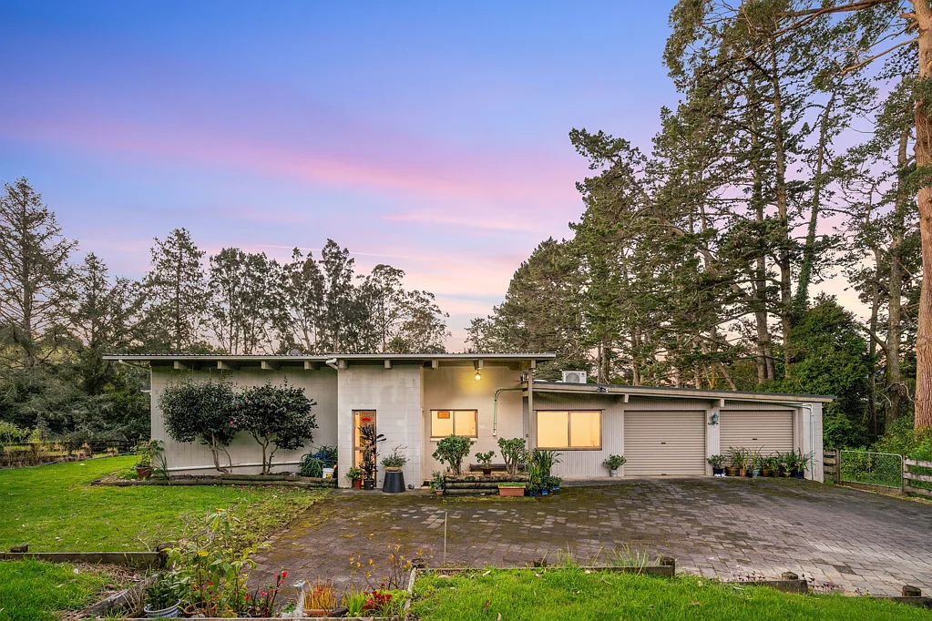 Whitford 3chambre No.1 gateway estate (single house zone)