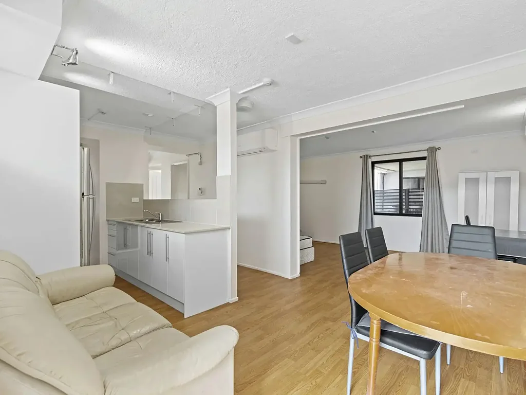 Welcome to Warren! - Virtual Tour Available!
