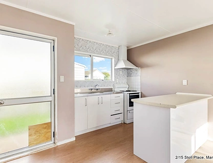1 & 2/15 Stoll Place, Manurewa, Manukau City, 4房, 2浴, House