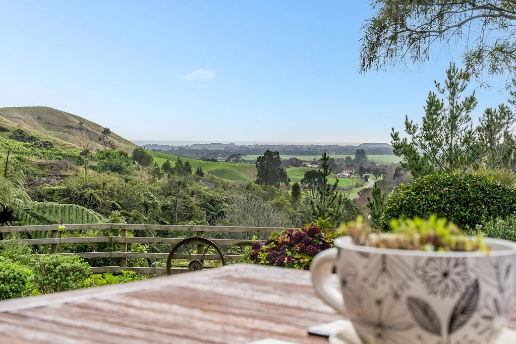 Te Horo 4 Slaapkamer Don't Miss this - Owners keen to move on