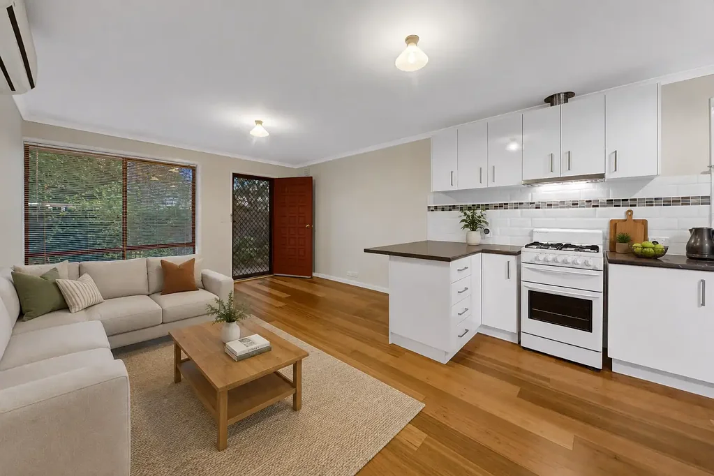 Bacchus Marsh 1房 翻新、便利、拎包入住，无需支付物业管理费。 Renovated, Convenient & Ready to Move In with No Body Corporate.