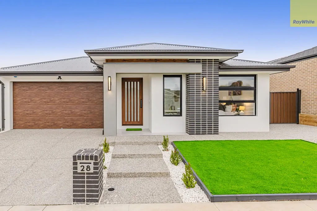 Maddingley 4Zimmer IMMACULATE MOVE-IN READY HOME