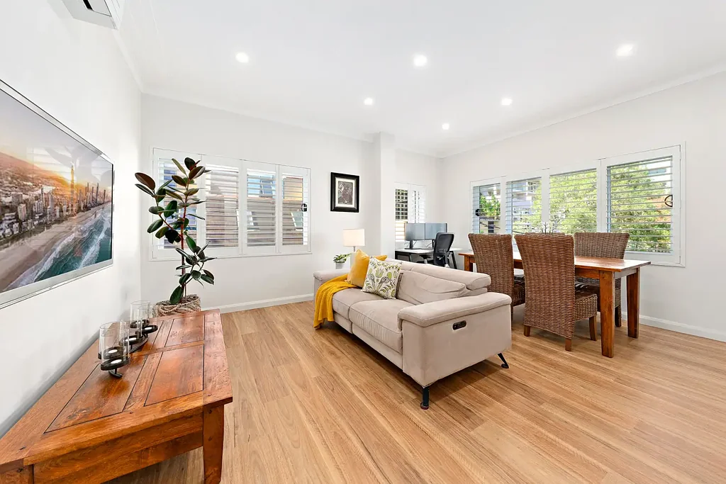 North Sydney 2chambre Luxury Renovated Top Floor Sanctuary, Style and Convenience