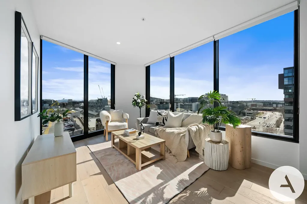 Reid 2 Slaapkamer Luxury Living with City Center Convenience and Stunning Views - Move-in Ready!