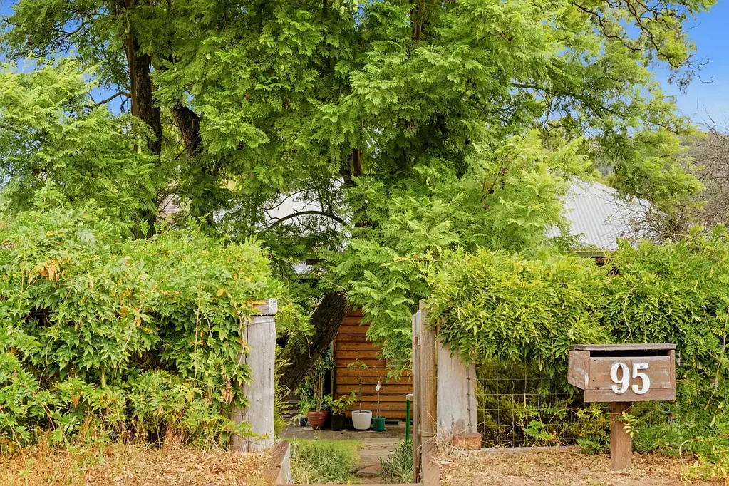 95 Roe Street, Bridgetown, WA 6255