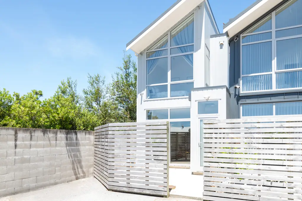 Tawa 2 Bedroom Sale or Tenancy- Which Comes First