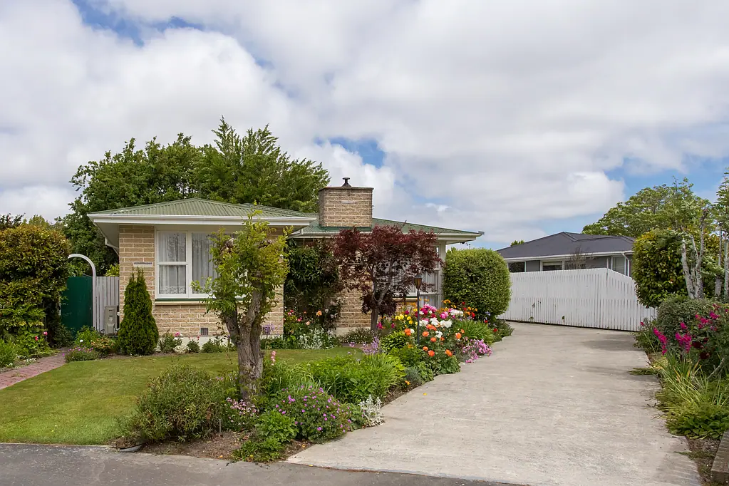 Casebrook 3غرفة نوم A Charming Family Home with Room to Add Value