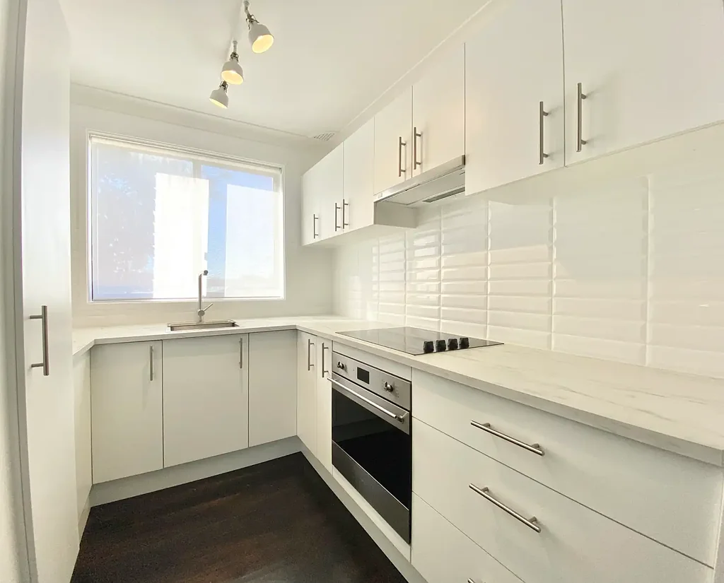 3 Bedroom Townhouse in Great Location!