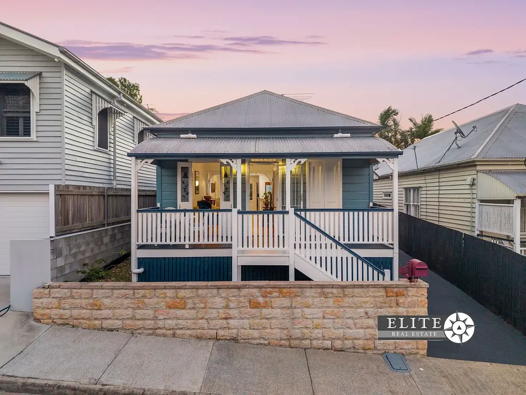 16 Sackville Street, Milton, QLD 4064