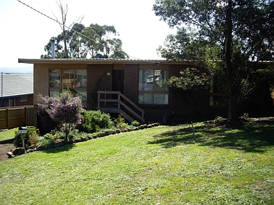 28 Bourke St, Whittlesea, VIC 3757, 3 slaapkamers, 1 badkamers, House