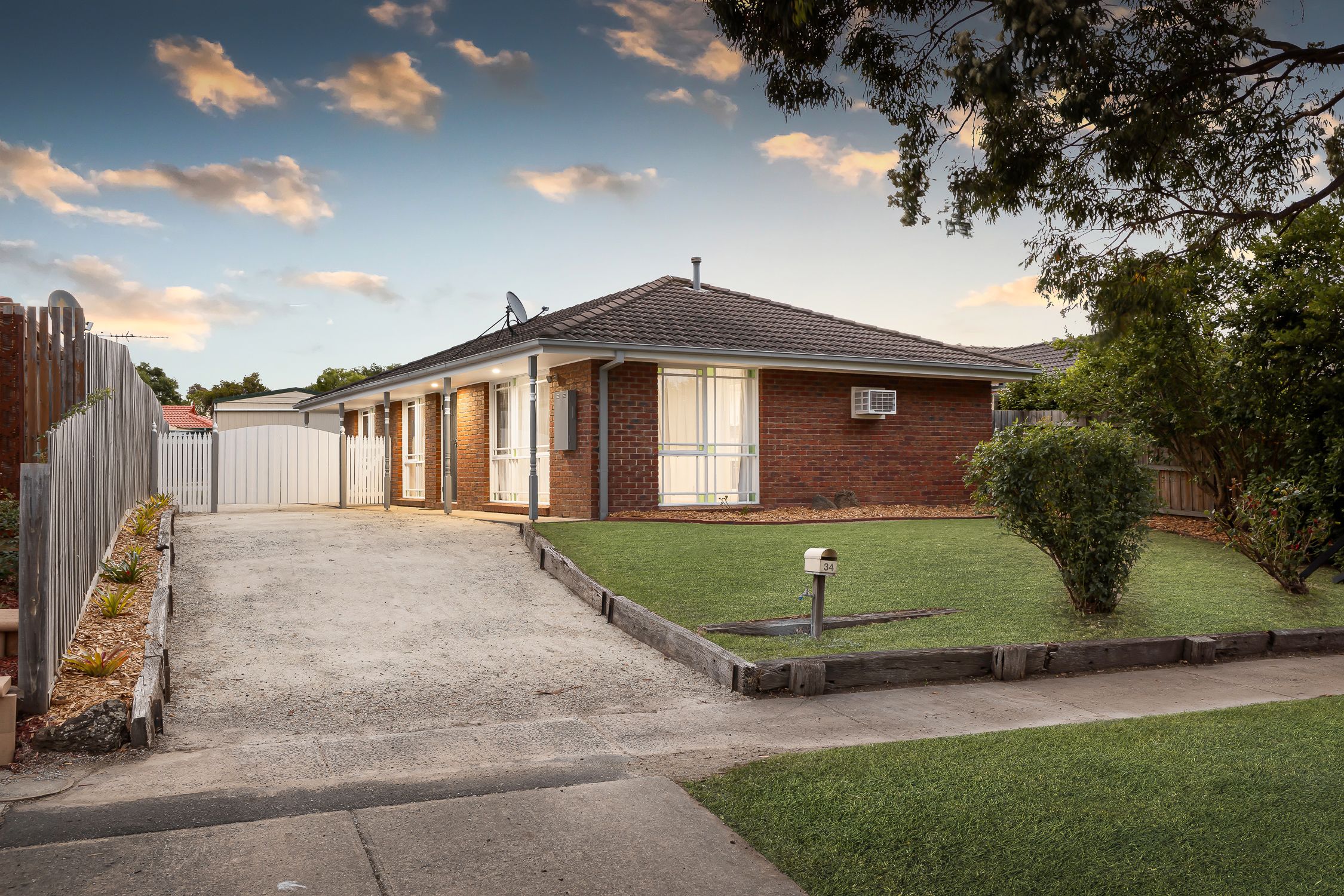 34 DUNCAN DR, PAKENHAM VIC 3810, 0 Bedrooms, 0 Bathrooms, House