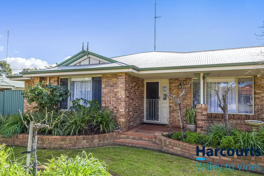 Moora 4房  A Beautifully Maintained Country Home with Room to Move