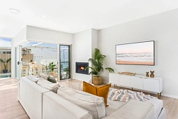 63 Harbour Boulevard, Shell Cove