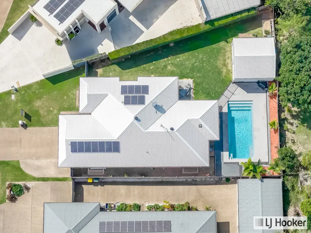 Bundaberg East 4 Bedroom IMMACULATE FAMILY HOME LOCATED IN AN EXECUTIVE ESTATE