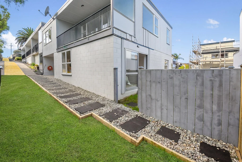 Unit 5/16D Dallinghoe Crescent, Milford, North Shore City, Auckland