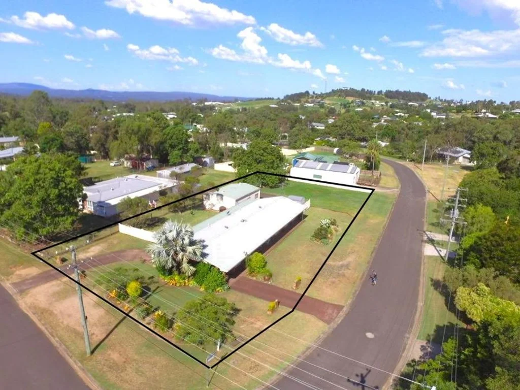 18 Stewart Street, Withcott, QLD 4352