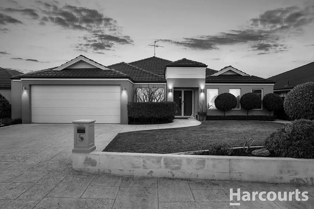 5 Bookleaf Loop, Halls Head, WA 6210