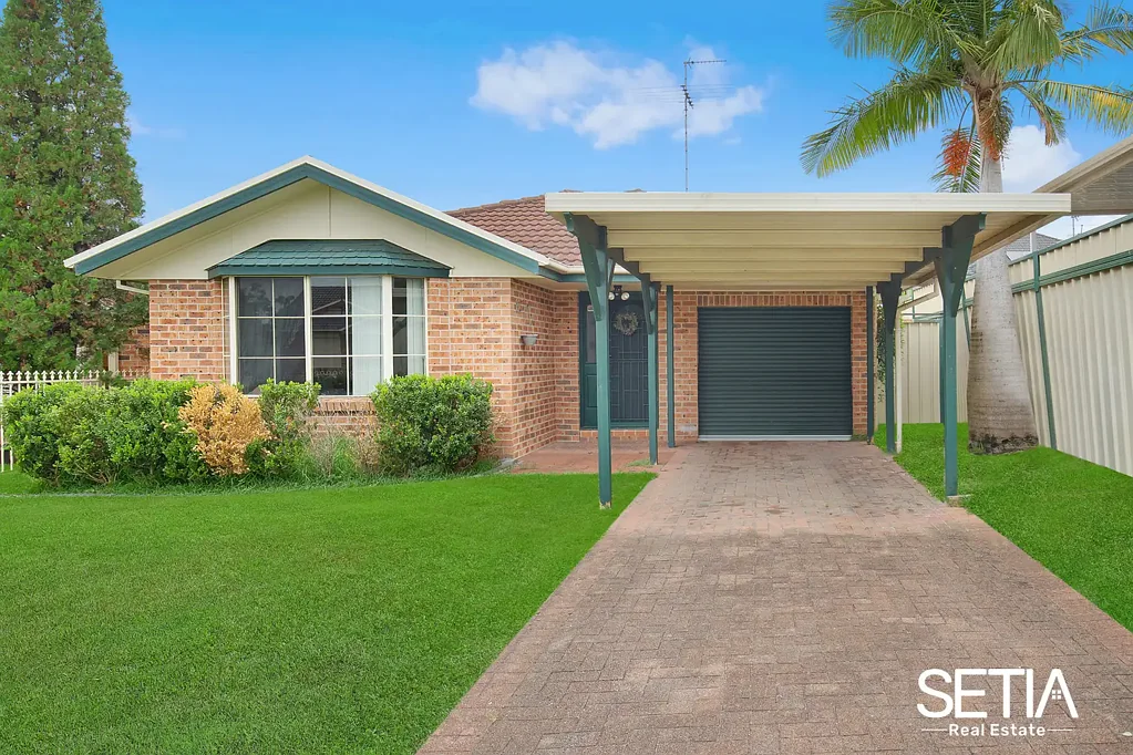 4 Glenview Grove, Glendenning, NSW 2761