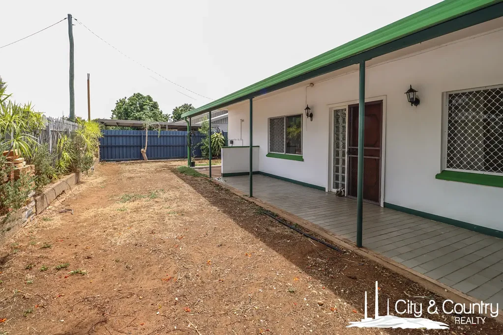 Mount Isa 3 Bedroom Shine on Shannon!