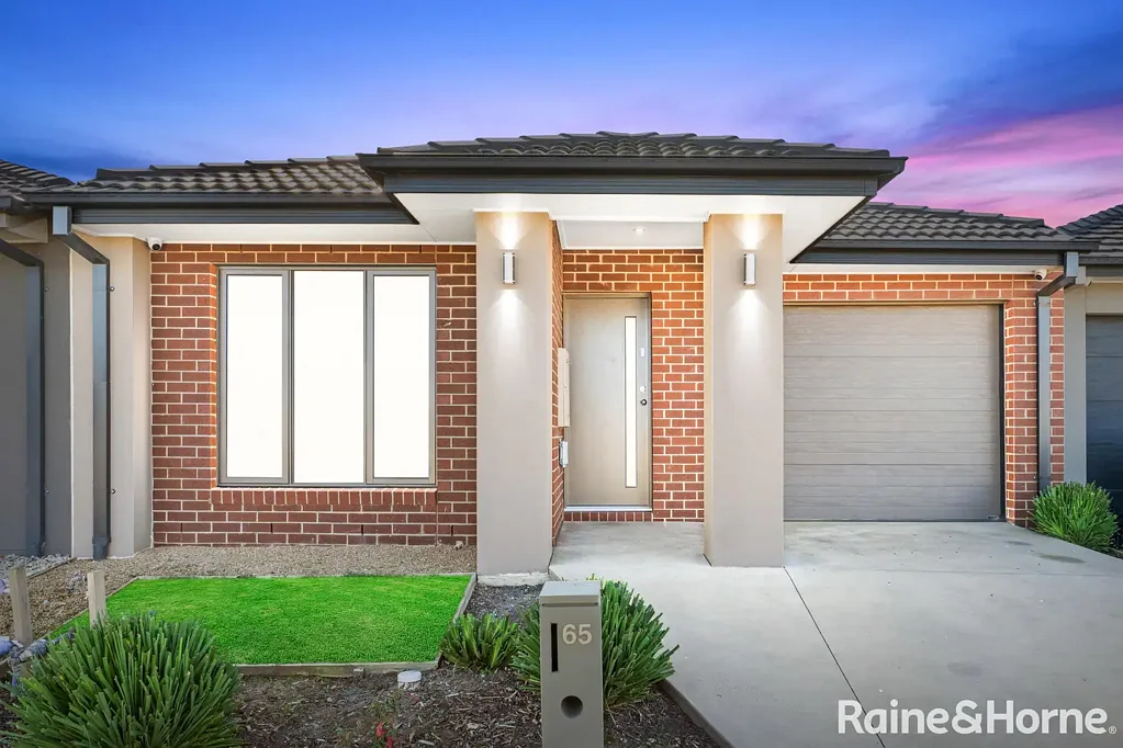 65 Pelagos Drive, Clyde, VIC 3978