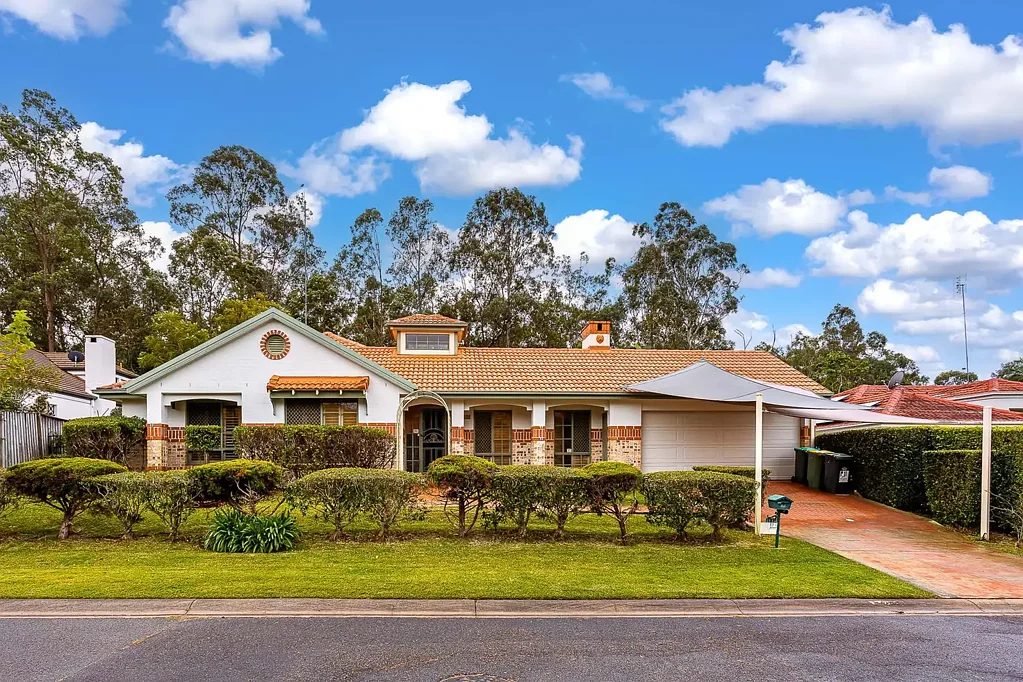 Mudgeeraba 4ห้องนอน Large Family Home in Mudgeeraba with a Pool