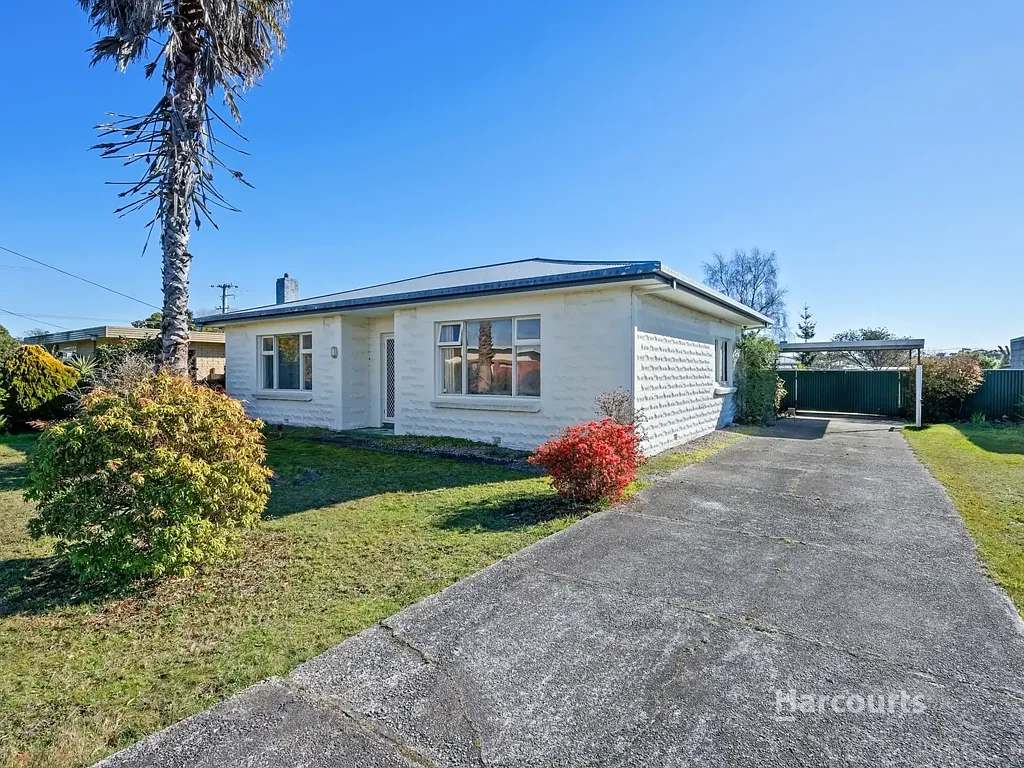 Wynyard 3 Bedroom Packed With Potential In A Prime Location!