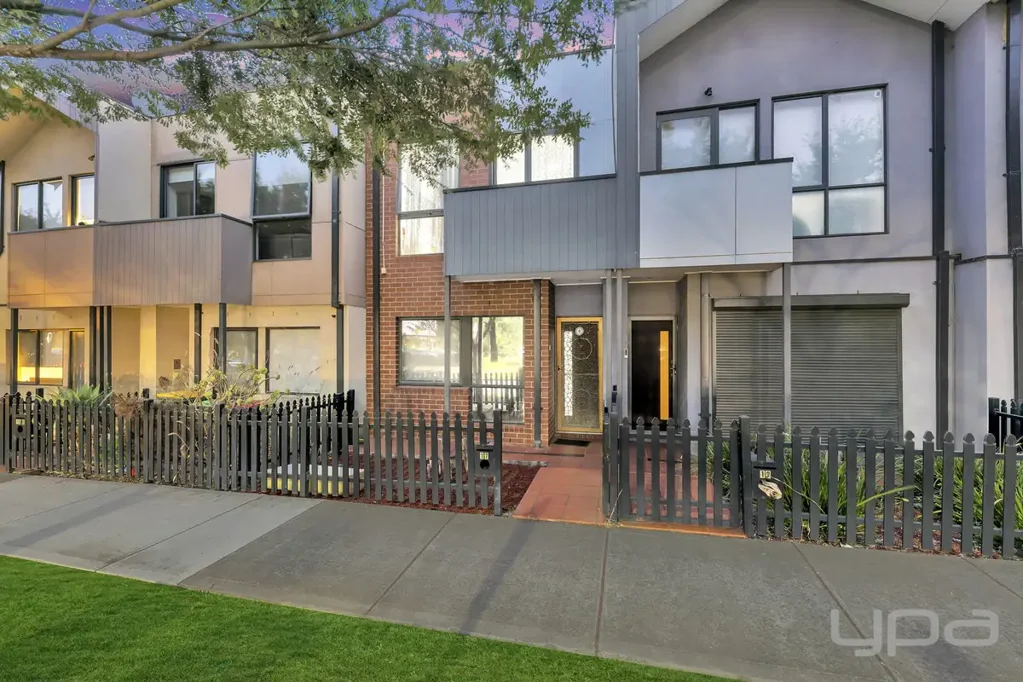 Modern Comfort & Convenience in a Prime Location!
