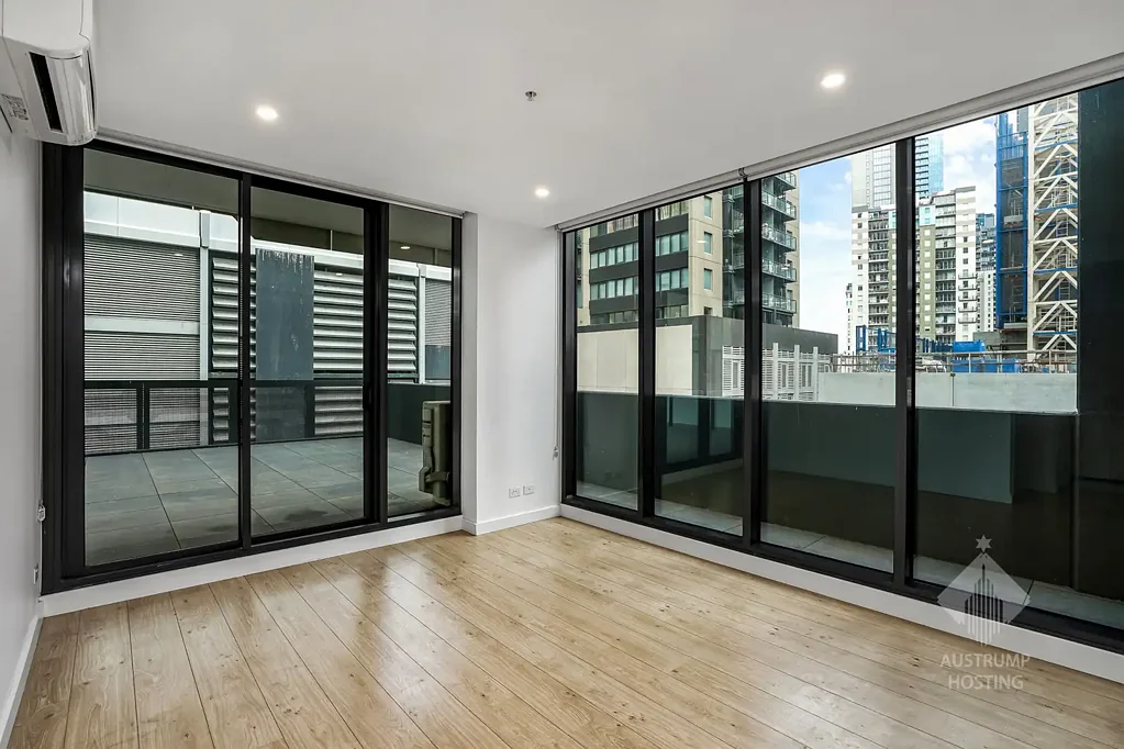 Grand Size Balcony with City Views