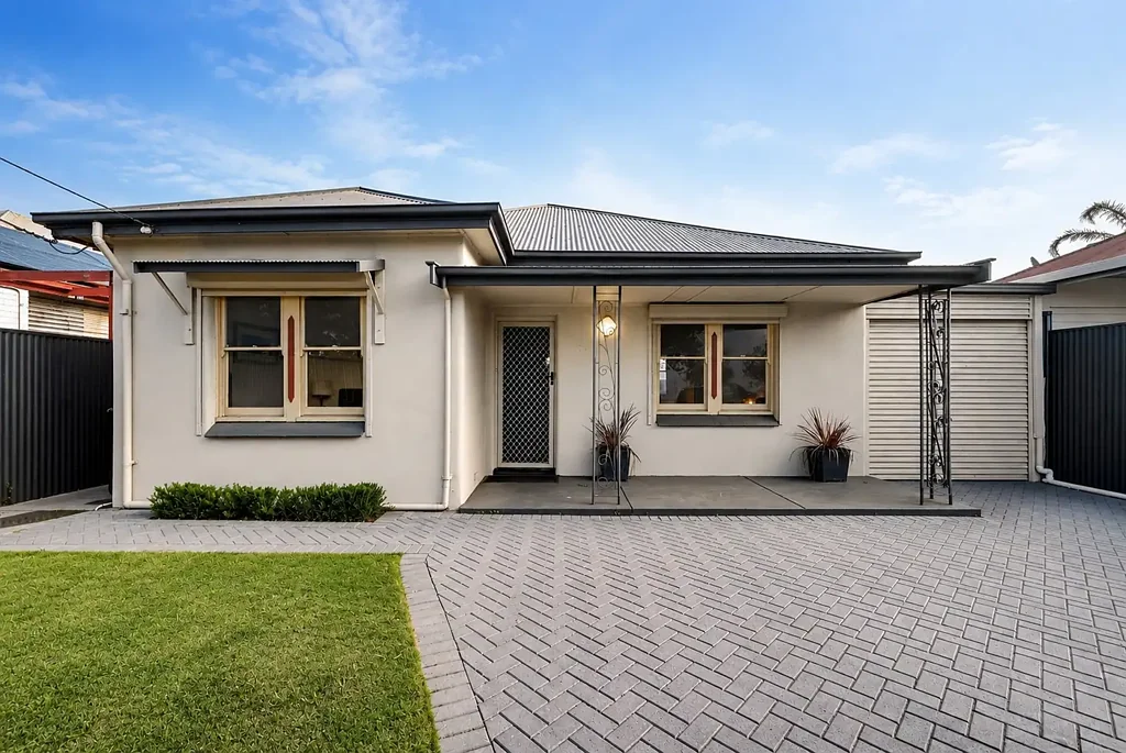 Largs Bay 4房  Must See - A Property with So Much to Offer