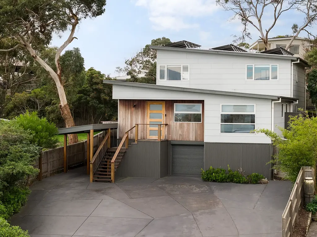 13 Arthurs Avenue, Mccrae, VIC 3938, 5 Bedrooms, 3 Bathrooms, House