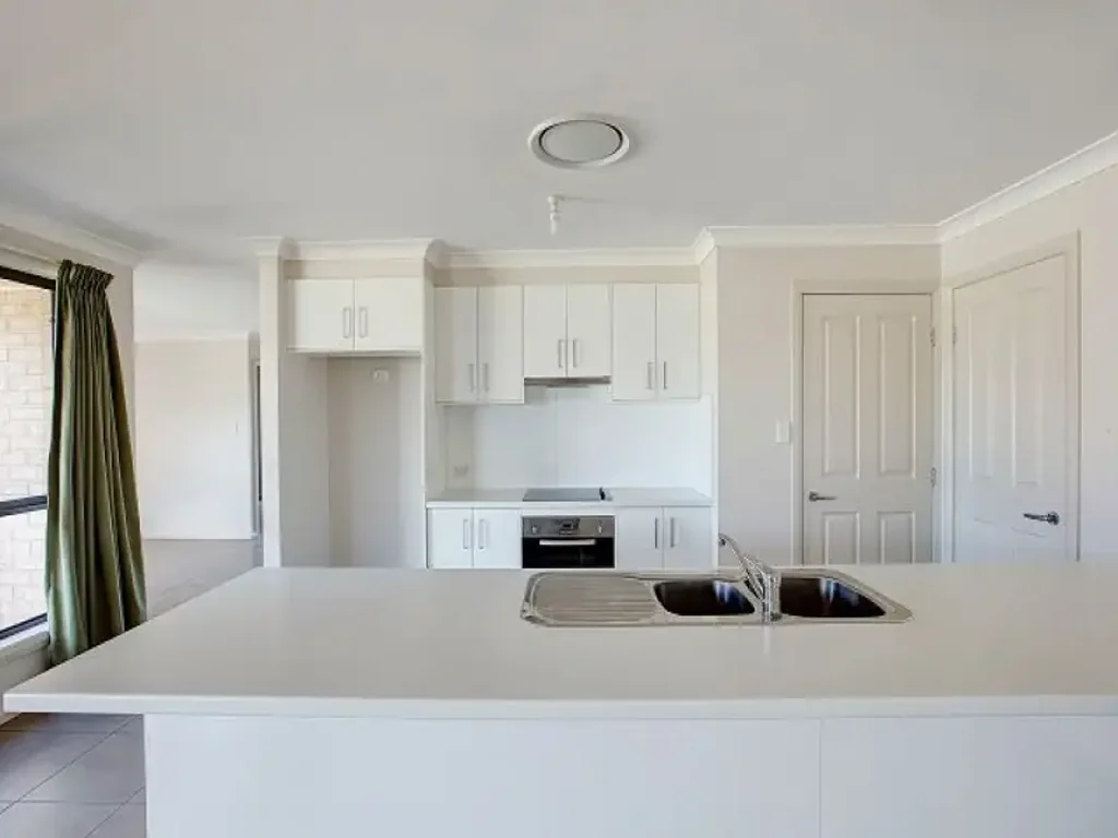 STUNNING HOME, SURE TO IMPRESS