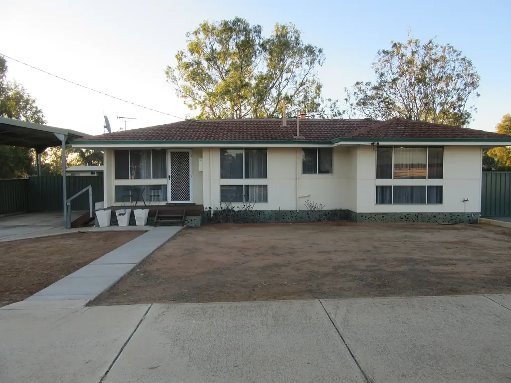 Carnamah 3房  Fully Furnished, Walk in - Walk out Home