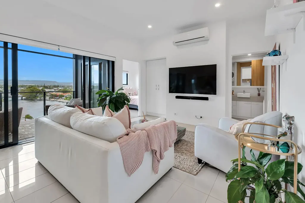 709/9 Hooker Boulevard, Broadbeach Waters, QLD 4218