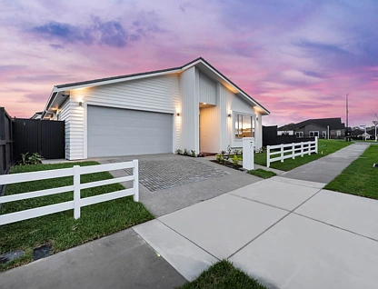 42 Tipu Crescent, Milldale, Rodney, Auckland, 4房, 2浴, 独立屋