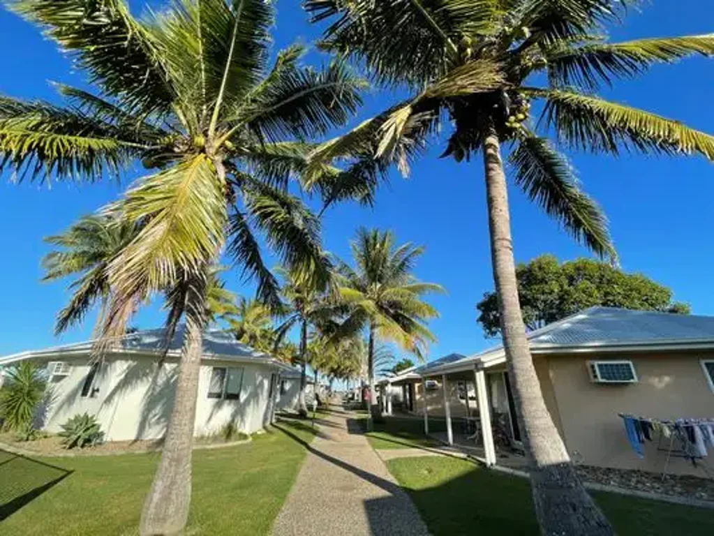 FURNISHED BEACHSIDE VILLA