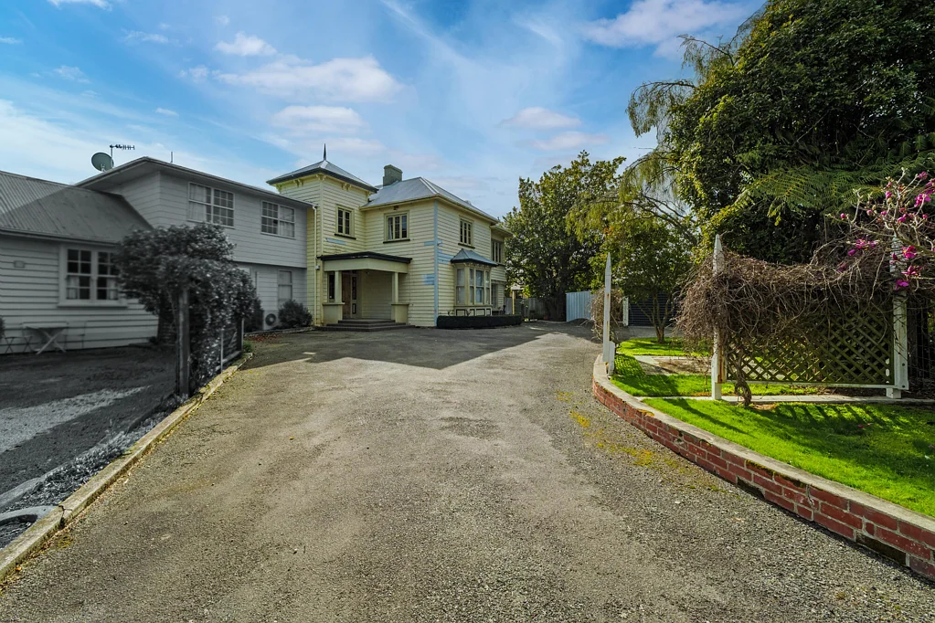 Feilding 4 Bedroom The Pines – A Piece of History