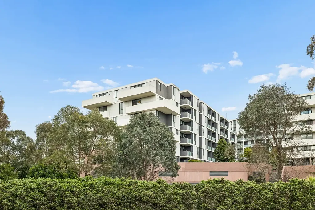 Riverwood 3બેડરૂમ Elevated Three-Bedroom Residence with Panoramic Views & Double Parking