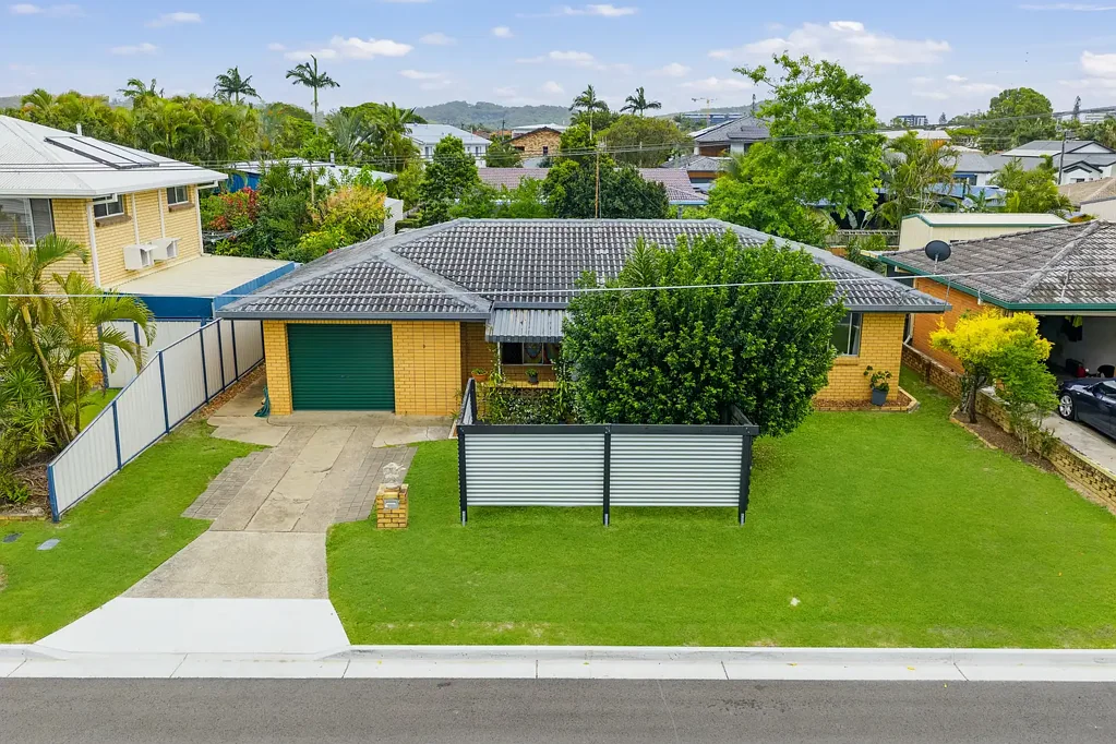 Palm Beach 3침실 YOU’LL KICK YOURSELF IF YOU MISS IT