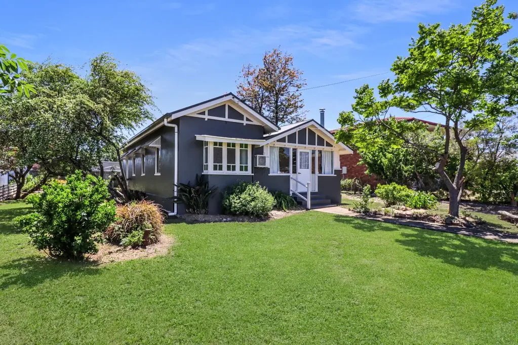 Stanthorpe 4ਬੈੱਡਰੂਮ UNDER CONTRACT