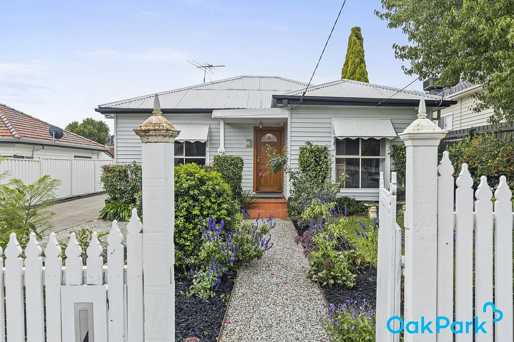 Oak Park 2Phòng ngủ 'Your Own Space' - Private Sale By Negotiation