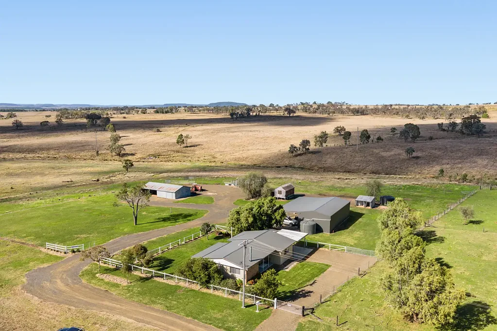 Southbrook 'Springdale' - 127 Acres - Dress Circle Location - 3 Bores & Spring Fed Running Creek!