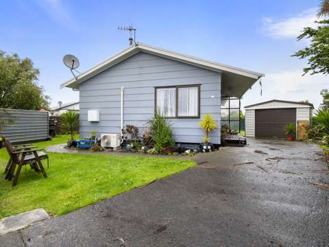 Feilding 3房  That warm wooden Lockwood feel